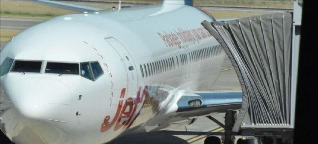 İngiltere, gelen yolculara Kovid-19 testi yapacak