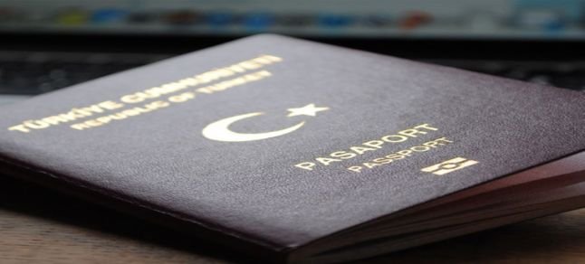 Hollanda’dan seyahat yasaklarını esnetme kararı