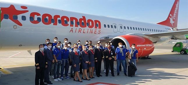 Anadolu Efes’i Corendon Airlines uçuruyor