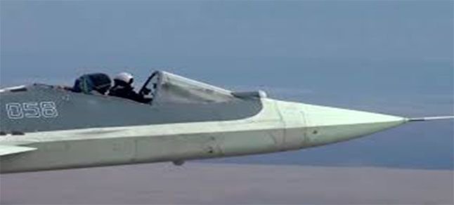 SU-57’yi Kokpit Tavanı Olmadan Test Etti