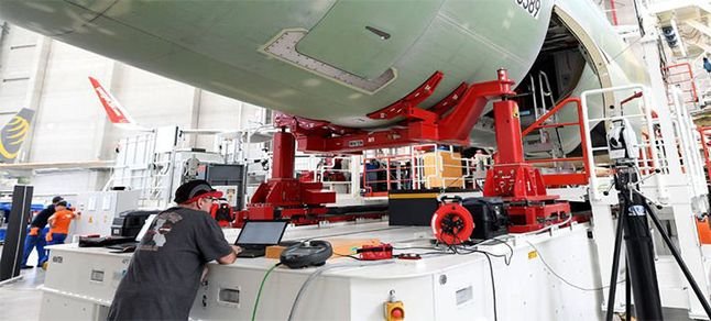 Havacılıkta teslimatlar erteleniyor