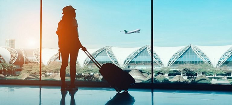 Hava yoluyla ekimde 8.7 milyonu aşkın yolcu taşındı