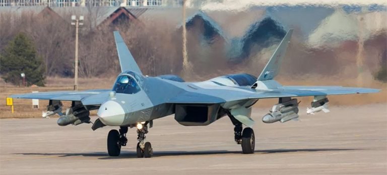 Rusya Su-57 jetlerinin üretiminde vites yükseltiyor