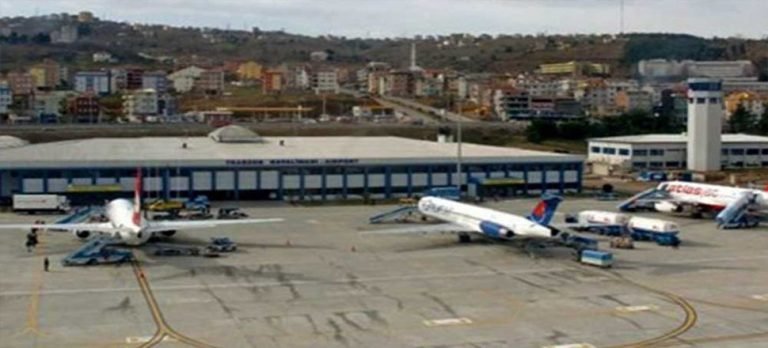 Trabzon Havalimanı’nda uçuşlar durduruldu