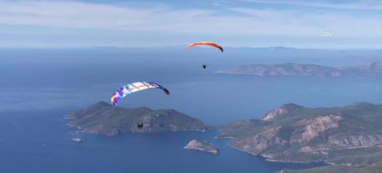 Babadağ’dan 73 bin 910 kişi yamaç paraşütüyle uçtu