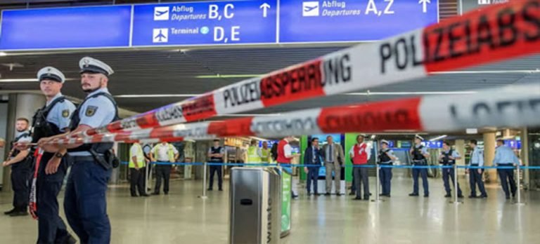 Polis operasyonu Frankfurt Havalimanı’nda terminal boşalttırdı