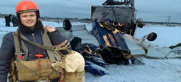 Rusya’nın Leningrad bölgesinde, 2 uçak havada çapıştı
