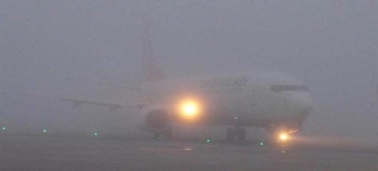 Diyarbakır’da hava ulaşımına sis engeli