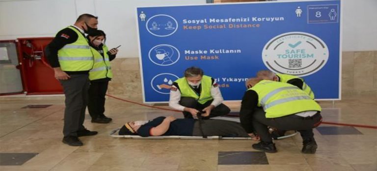 Antalya Havalimanında yangın tatbikatı