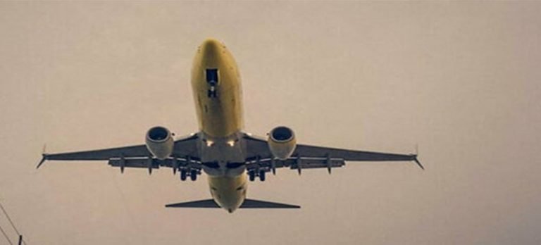 Uçak 20 dakika havada kaldı: Yolcu panik atak geçirdi