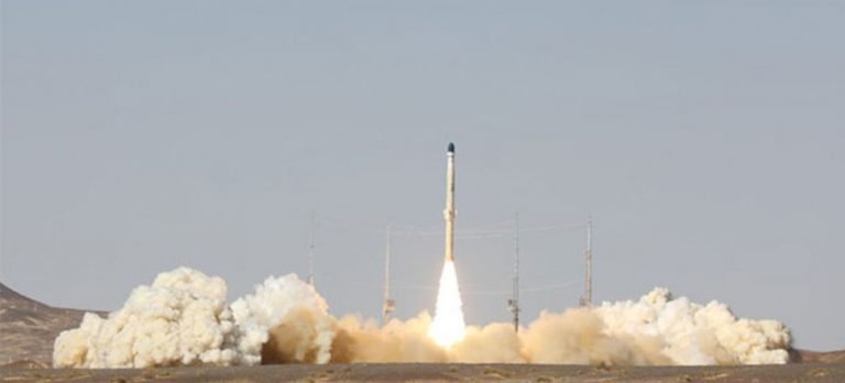 İran’dan uydu taşıyıcı roket denemesi
