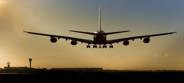 Libya’nın Misrata kentine 6 yıl sonra Bingazi’den ilk uçak indi