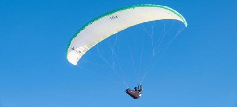 Yıldız Dağları’nda yamaç paraşütü yaptılar