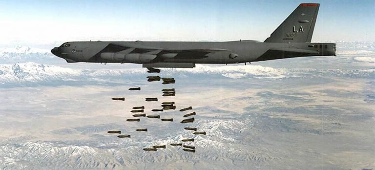 ABD’den Ortadoğu’ya bombardıman uçakları