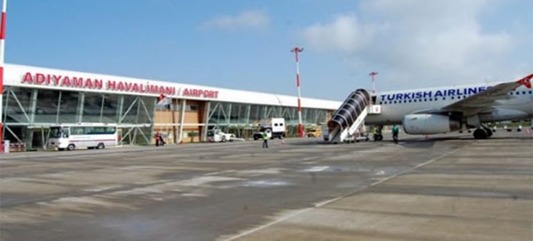Adıyaman’da uçak seferlerine rüzgar engeli