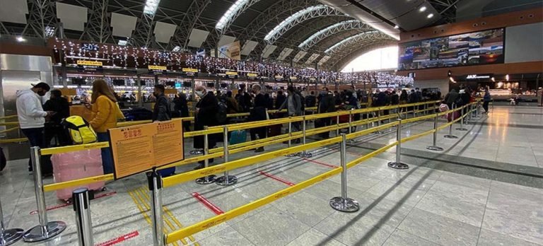 Türkiye havalimanlarında 5,4 milyon yolcuya hizmet verildi