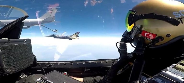 MSB SOLOTÜRK’ün 10. kuruluş yıldönümünü kutladı