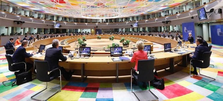 AB Liderler Zirvesi ‘indirilen uçak’ ile başladı!