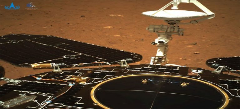 Çin’in uzay aracı Zhurong, Mars’tan ilk fotoğrafları gönderdi