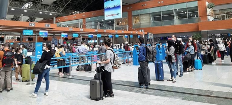 Sabiha Gökçen’de 90 bin yolcuyla rekor kırıldı