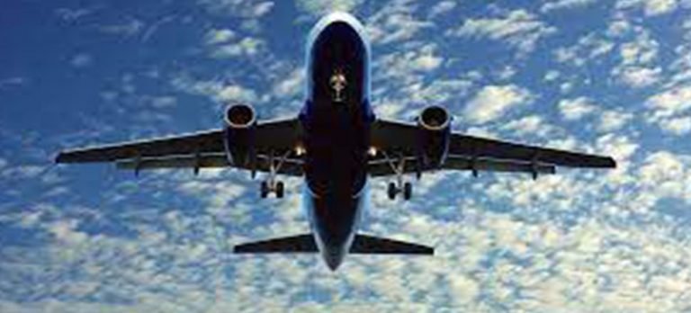 Hong Kong, İngiltere’den uçuşları yasaklayacak