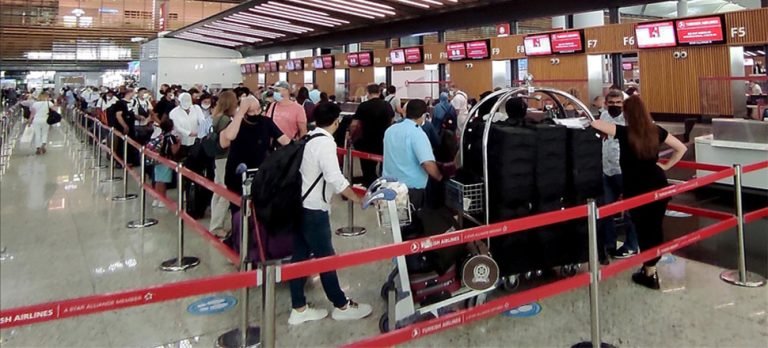İstanbul Havalimanı’nda, Kurban Bayramı yoğunluğu devam ediyor