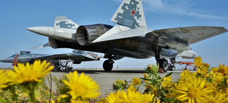 Pilotlar Su-57 jetini gözleri ile kontrol edebilecek