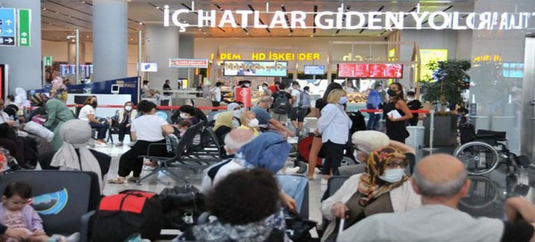 İstanbul Havalimanı’nda Kurban Bayramı yoğunluğu