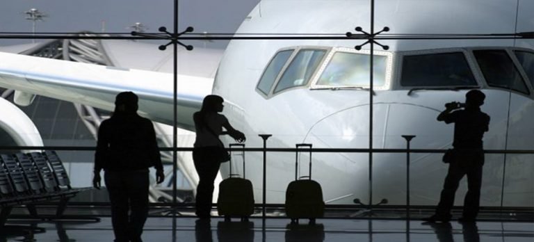 Havalimanları doldu taştı! En yüksek yolcu sayısına ulaşıldı