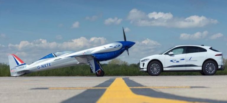 Rolls-Royce imzalı elektrikli uçak rekor için havalanıyor