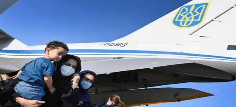 Ukrayna tahliye uçağı kaçırıldı