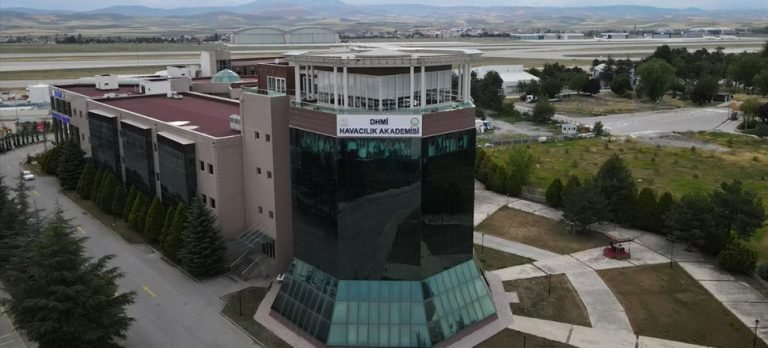 DHMİ’den KKTC’ye eğitim desteği