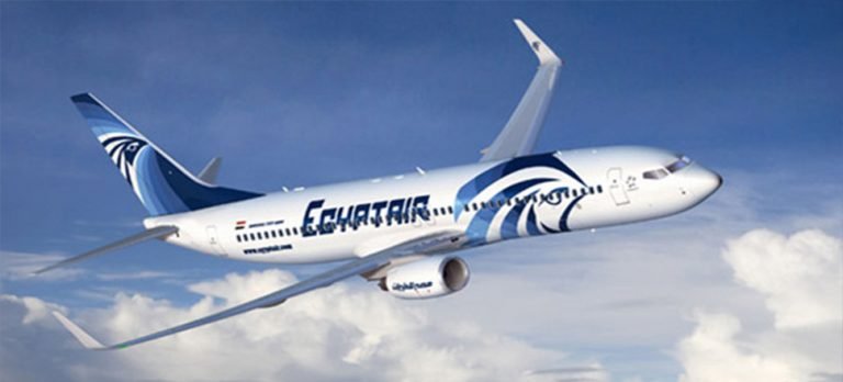 Yolcunun bulduğu tehdit mektubu uçağı indirtti!