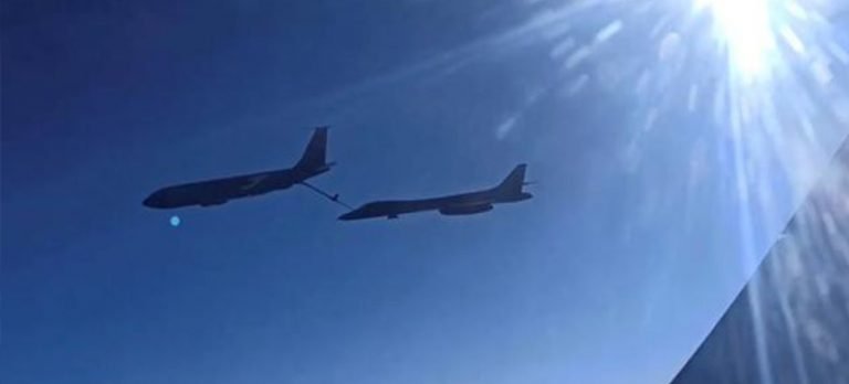 Rus jetleri Karadeniz’de ABD uçaklarını engelledi