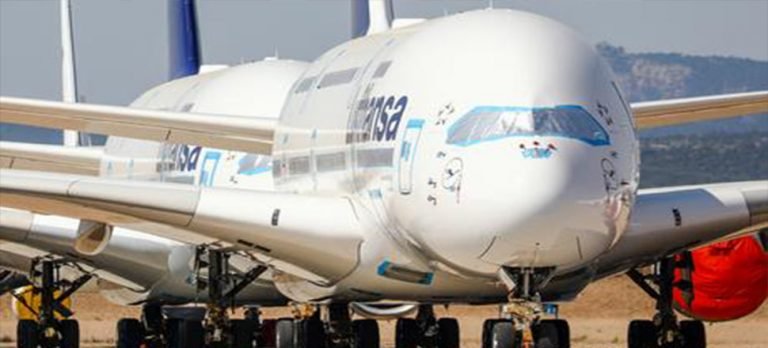 Lufthansa Omicron varyantının artması üzerine 33 bin seferi iptal etti