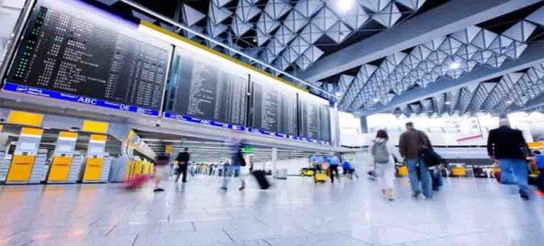 Alman havalimanları 2022’de yolcuda “keskin” bir artış bekliyor