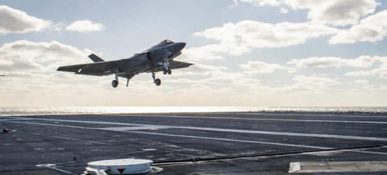 F-35C savaş uçakları USS George H.W. Bush uçak gemisine konuşlandı