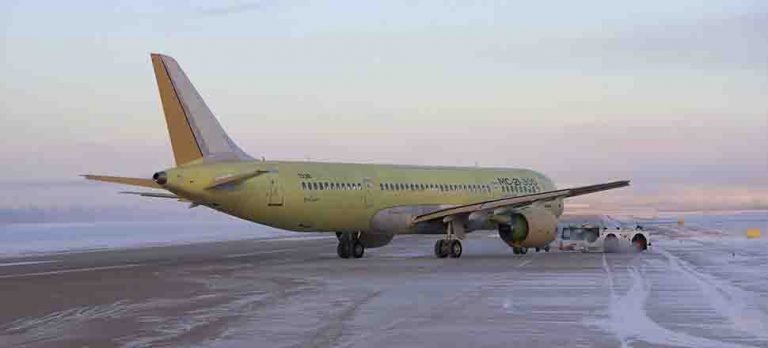 Yerli Üretim Kanatları Olan MC-21, İlk Uçuşunu Yaptı