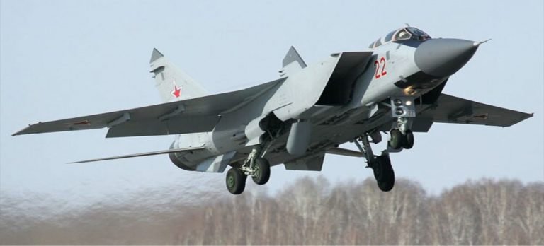 Modernize edilen beş MiG-31BM avcı uçağı teslim edildi