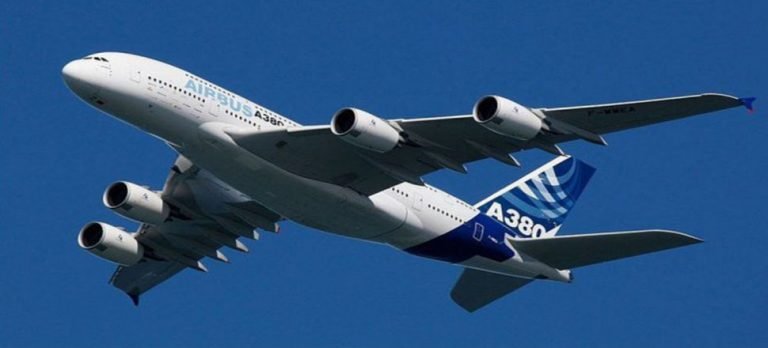 Süper jumbo A380’in sonuncusu Emirates’e teslim edildi