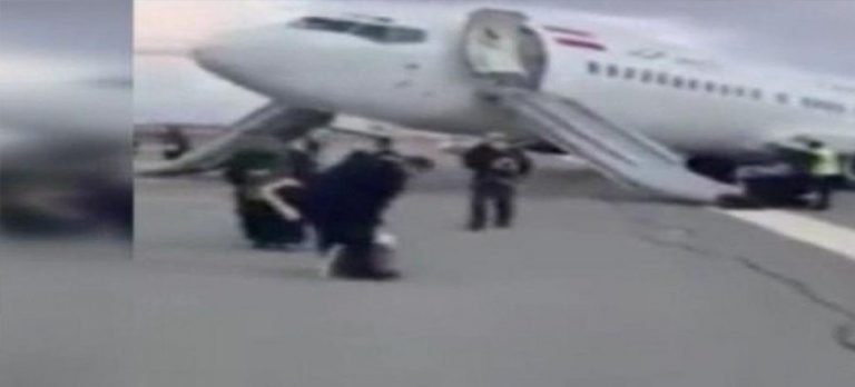 110 yolcunun bulunduğu uçak pistten çıktı