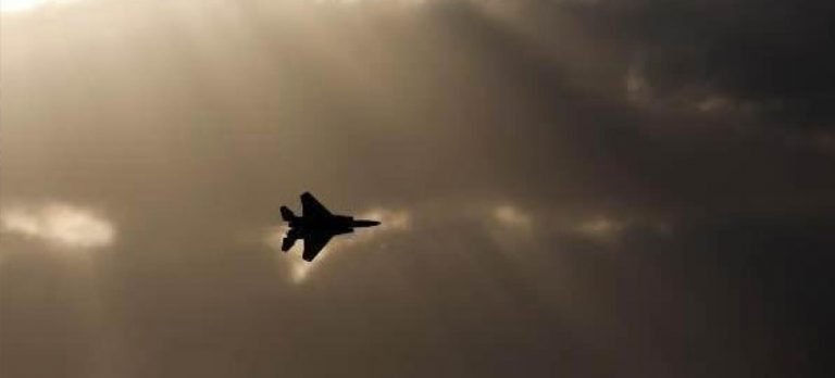 Güney Kore’de savaş uçağı düştü: Bir ölü