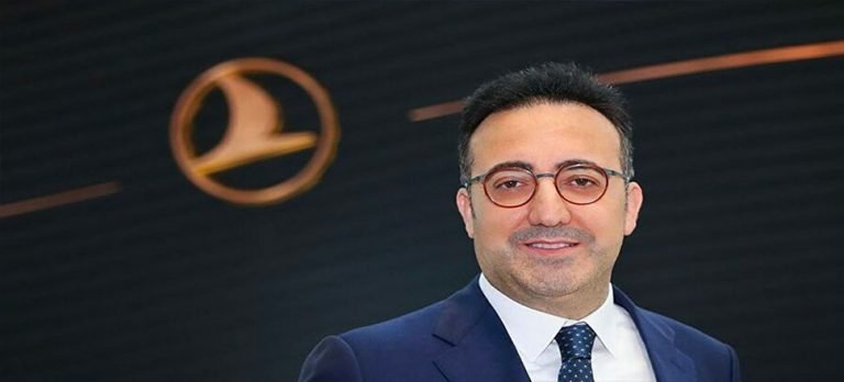 Kazakistan’da bulunan İlker Aycı ve eşi Türkiye’ye döndü