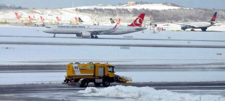 İstanbul Havalimanı’nda tüm uçuşlar durduruldu