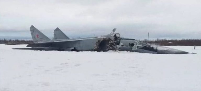 Rus Hava Kuvvetlerine Ait MiG-31 Kırıma Uğradı