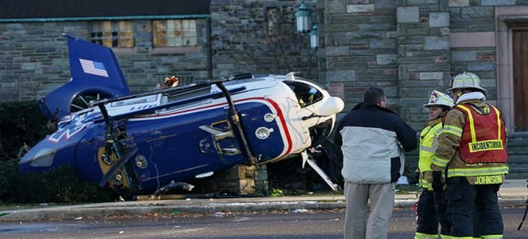 ABD’de ambulans helikopter yerleşim yerine düştü