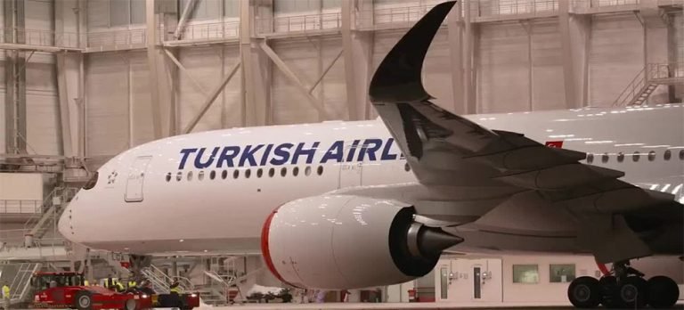 THY’nin 6’ıncı Airbus A350-900 tipi yolcu uçağı İstanbul’da