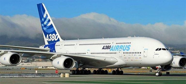 Airbus, ikonik uçağı A380’in 500 parçasını açık artırmaya çıkaracak