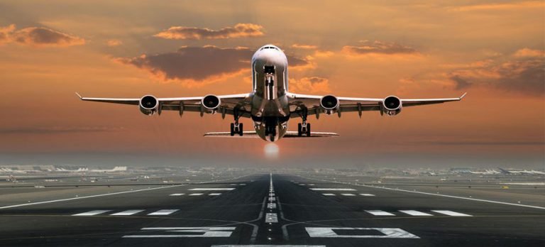 Birçok havayolu şirketi Ukrayna uçuşlarını askıya aldı