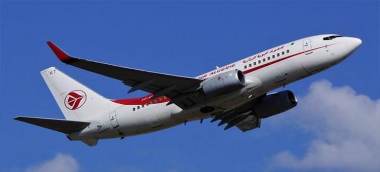 Cezayir Ukrayna’daki vatandaşları için ilk tahliye uçuşunu yaptı